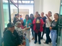 Aprender, emprender y compartir en comunidad - Mujeres participan en taller gratuito de elaboración de rompope en la Casa Carmen Serdán
