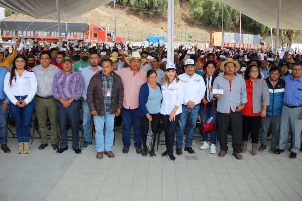 EL DOBLE DE PRODUCTORES BENEFICIADOS CON FERTILIZANTES Y SEMILLAS, LOGRA PAOLA ANGON ESTE 2023