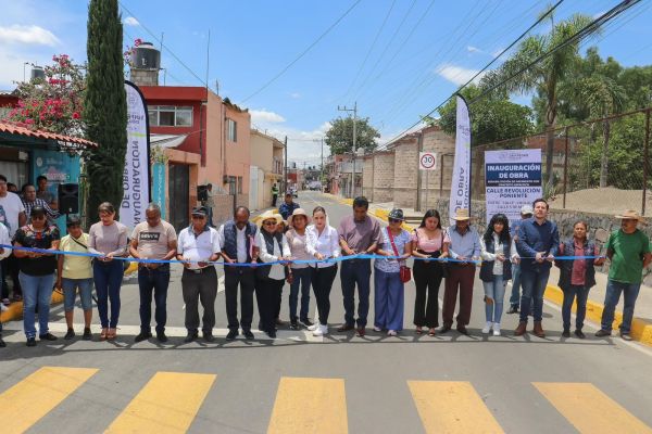 CUMPLE PAOLA ANGON CON MEJORES VIALIDADES EN MOMOXPAN Y SAN COSME TEXINTLA