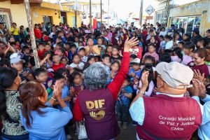 Tlazopilli acerca sonrisas a la infancia de San Pedro Cholula