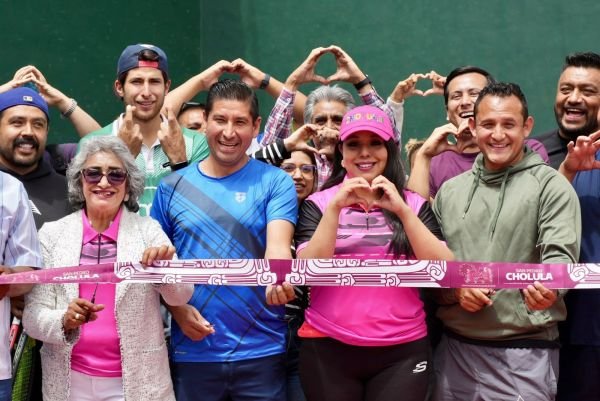 Bajo el liderazgo de Tonantzin Fernández, rescatan cancha de frontenis en el Deportivo Tlachtli