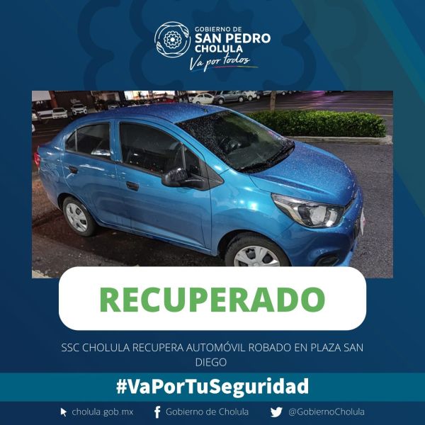 SSC CHOLULA RECUPERA AUTOMÓVIL ROBADO EN PLAZA SAN DIEGO