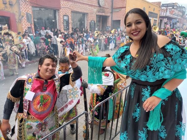 Saldo blanco en el Carnaval 2026 de San Pedro Cholula; Tonantzin Fernández participa por tercer año consecutivo