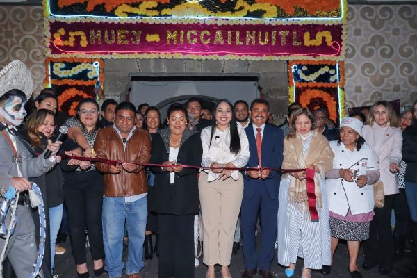 INAUGURAN EN SAN PEDRO CHOLULA EL &quot;HUEY MICCAILHUITL, LA GRAN FIESTA DE LOS MUERTOS&quot;