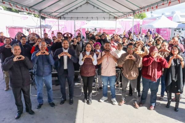 Más de mil cholultecas atendidos durante la Caravana de la Mujer