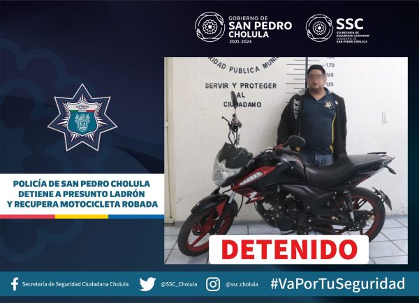POLICÍA DE SAN PEDRO CHOLULA DETIENE A PRESUNTO LADRÓN Y RECUPERA MOTOCICLETA ROBADA